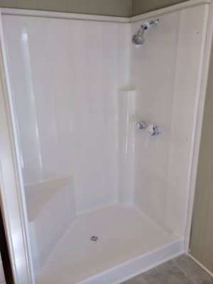 Shower Refinishing - Photos after shower refinishing, including shower / bath combos, shower tile refinishing, shower enclosure refinishing and shower pan refinishing. Shower Refinishing - Photos after shower refinishing, including shower / bath combos, shower tile refinishing, shower enclosure refinishing and shower pan refinishing.