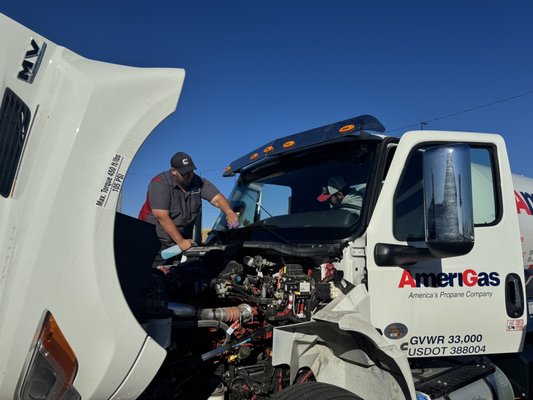 Semi Truck Windshield Replacement - At ShinePro Services, our expert technicians specialize in professional windshield replacement for semi-trucks, ensuring your fleet stays on the road safely and efficiently.
Our team begins by carefully removing the damaged windshield, using industry-leading techniques to prevent damage to the surrounding frame and ADAS components. Once removed, we meticulously clean the surface, apply high-quality adhesive, and precisely install the new windshield.
For trucks equipped with Advanced Driver Assistance Systems (ADAS), we also perform necessary recalibrations to ensure features like lane departure warning and collision avoidance function correctly. Our technicians double-check for a secure fit, proper sealing, and any necessary final adjustments before completing the job.
With both mobile and in-shop service options, we help keep your trucks moving, minimizing downtime and maximizing safety. Trust ShinePro Services for expert windshield replacement and recalibration for your fleet! Semi Truck Windshield Replacement - At ShinePro Services, our expert technicians specialize in professional windshield replacement for semi-trucks, ensuring your fleet stays on the road safely and efficiently.
Our team begins by carefully removing the damaged windshield, using industry-leading techniques to prevent damage to the surrounding frame and ADAS components. Once removed, we meticulously clean the surface, apply high-quality adhesive, and precisely install the new windshield.
For trucks equipped with Advanced Driver Assistance Systems (ADAS), we also perform necessary recalibrations to ensure features like lane departure warning and collision avoidance function correctly. Our technicians double-check for a secure fit, proper sealing, and any necessary final adjustments before completing the job.
With both mobile and in-shop service options, we help keep your trucks moving, minimizing downtime and maximizing safety. Trust ShinePro Services for expert windshield replacement and recalibration for your fleet!
