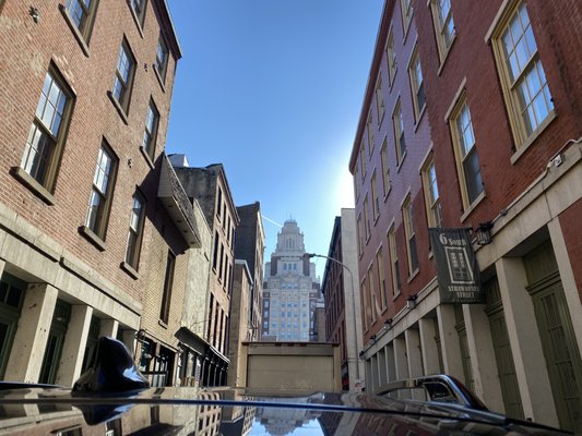 Commercial Lock Services - Central Philadelphia Locksmith is the number one choice for commercial lock services in the Philadelphia area. We offer cradle-to-grave solutions to include design solutions, hardware supply, installation and master control systems. We are also able to accommodate CCTV security monitoring and solutions, access control systems and complete installations for existing and newly built structures. Commercial Lock Services - Central Philadelphia Locksmith is the number one choice for commercial lock services in the Philadelphia area. We offer cradle-to-grave solutions to include design solutions, hardware supply, installation and master control systems. We are also able to accommodate CCTV security monitoring and solutions, access control systems and complete installations for existing and newly built structures.