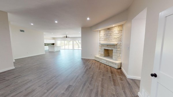 S Austin Home | Tour + MLS Photos - S Austin Home For Sale | MLS Photos + Virtual Tour
View Tour Here: https://my.matterport.com/show/?m=v3CYAoKDWXT