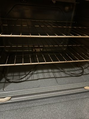This was a Move Out Condo and Deep Clean for new Guest before carpets were replaced—(scheduling). - Deep Cleaning; Oven Cleaning; Refrigerator Cleaning; Move-Out Cleaning. From Scaaary to Heeeeeey!! This Condo has new life and rid from those spoooky dust! Who Ya Gonna Call for Your Cleaning Needs, DustBusters!!
