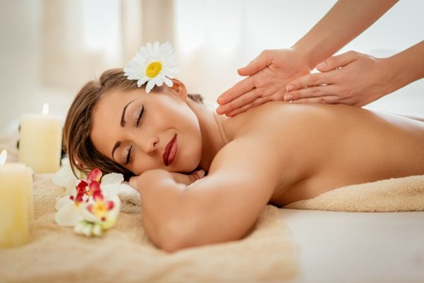 Heaven on Earth Duo Massage
90min/$190       120min/$250 - During a duo massage, the massage therapists use a combination of massage techniques such as Ashiatsu massage(Barefoot massage), Swedish massage, Deep Tissue massage, and Intergrative Stretching to provide a comprehensive and relaxing massage experience. Your therapists may also incorporate warm oils or lotions or aromatherapy to enhance the therapeutic benefits of the massage. Your therapists will combine different massage techniques as desired by your body and mind appropriately.