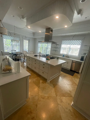 Rental Property Kitchen - If you need a rental property cleaned, we're here to do it! 
Keep your home spotless with Maid My Week Cleaning Service's trusted residential cleaning solutions.