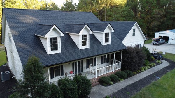 Brand new Roof. Original was damaged from Hail. GAF HDZ Shingle with new 6" gutters and guards - At Skybird Roofing, we pride ourselves on providing exceptional customer service and high-quality workmanship. We go above and beyond to ensure that our customers are completely satisfied with the services we provide. One of the things that sets us apart from other roofing companies is our commitment to using only the best materials and latest techniques in all of our roofing projects.
Additionally, we are fully licensed and insured, so our customers can trust that their roofing projects are being handled by professionals who prioritize safety and quality. Our warranties are lifetime, and we don't get paid until you are completely satisfied. Brand new Roof. Original was damaged from Hail. GAF HDZ Shingle with new 6" gutters and guards - At Skybird Roofing, we pride ourselves on providing exceptional customer service and high-quality workmanship. We go above and beyond to ensure that our customers are completely satisfied with the services we provide. One of the things that sets us apart from other roofing companies is our commitment to using only the best materials and latest techniques in all of our roofing projects.
Additionally, we are fully licensed and insured, so our customers can trust that their roofing projects are being handled by professionals who prioritize safety and quality. Our warranties are lifetime, and we don't get paid until you are completely satisfied.