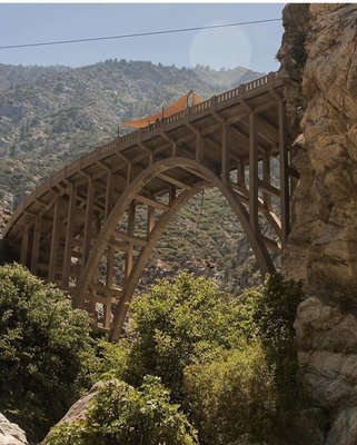 Bridge to Nowhere - Beautiful photos of the iconic Bridge to Nowhere located in Azusa Canyon, CA.