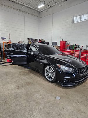 2018 Q50 Right Rear Door Glass Replace. - 2018 Infiniti Q50 Rear door glass replace 2018 Q50 Right Rear Door Glass Replace. - 2018 Infiniti Q50 Rear door glass replace