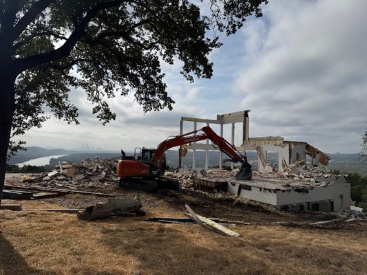 House Demolition Austin, TX 2025 - This house had been remodeled 8 times over and the builder found that due to the inconsistencies of the building materials qualities and materials, it would be more cost effective to demo and start from raw land. This house was roughly 6,200 sq. ft. and took just under 3 weeks from start to finish.