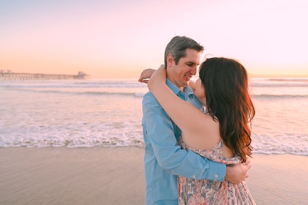 Beachy North County Engagement Session - Had such a blast helping this amazing couple snap a few engagement photos! 💍✨