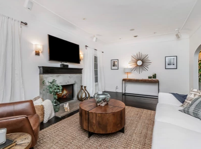 West Hollywood Home Staging - Our experienced team of home stylists knows how to blend the right mix of our client’s personal taste and sophisticated style with the science of selling in a variety of different markets and areas. We know the ins and outs of what makes each type of listing shine from real estate and residential model homes to commercial relocation and vacation rentals. No matter what kind of property staging you might need, Stage It Up LA can help you take it to the next level. West Hollywood Home Staging - Our experienced team of home stylists knows how to blend the right mix of our client’s personal taste and sophisticated style with the science of selling in a variety of different markets and areas. We know the ins and outs of what makes each type of listing shine from real estate and residential model homes to commercial relocation and vacation rentals. No matter what kind of property staging you might need, Stage It Up LA can help you take it to the next level.