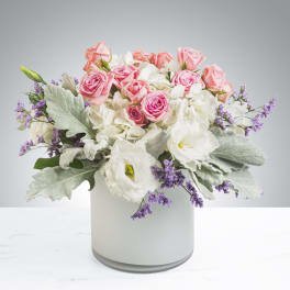 Anniversary Flowers & Bouquets - Browse our Anniversary Flower & bouquets 
https://blackistoneflorist.com/san-jose-florist-flower-delivery/occasions/anniversary/