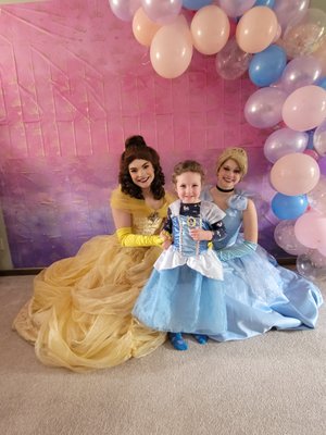 Charming Party! - 60 minute party for 10 children
2 Princesses & 1 Attendant
This package includes: photo session, fuzzy bracelet or foam tiara craft, interactive story time or sing-along, royal tea service, & signed memory cards.
+30 minutes for $120 Charming Party! - 60 minute party for 10 children
2 Princesses & 1 Attendant
This package includes: photo session, fuzzy bracelet or foam tiara craft, interactive story time or sing-along, royal tea service, & signed memory cards.
+30 minutes for $120