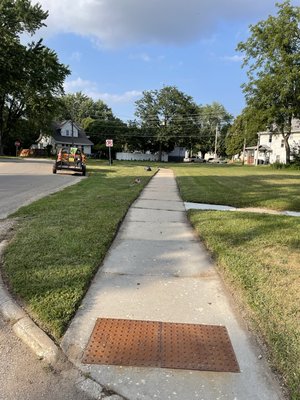 Sidewalk Edging 2023 - This is a sidewalk edging job we did for a customer at a small apartment complex Sidewalk Edging 2023 - This is a sidewalk edging job we did for a customer at a small apartment complex
