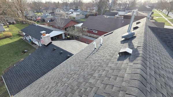 Rolling Meadows - The client needed a new roof before he wanted to sell the home to increase the value. He trusted GSKI Construction Group to take on the roof replacement project and we delivered a beautiful new roof. Rolling Meadows - The client needed a new roof before he wanted to sell the home to increase the value. He trusted GSKI Construction Group to take on the roof replacement project and we delivered a beautiful new roof.