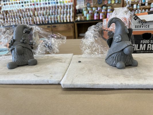 Clay Hand Building - With Clay Hand building the possibilities are endless on what you can make. You can make wind chimes, Cups, pinch pots, Gnomes and so much more. Sign up for one of our workshop classes or call in to schedule a time to make your clay project.