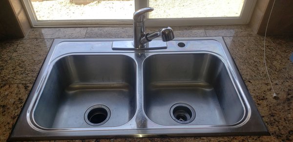 Kitchen sink and faucet refresh - We replaced the kitchen sink basin and faucet including the garbage disposal. Kitchen sink and faucet refresh - We replaced the kitchen sink basin and faucet including the garbage disposal.