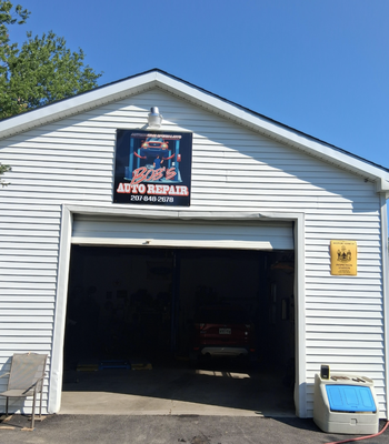 Auto Repair - Auto repair, oil changes, towing, and more. Call today for a fair price and budget friendly auto repair. Auto Repair - Auto repair, oil changes, towing, and more. Call today for a fair price and budget friendly auto repair.