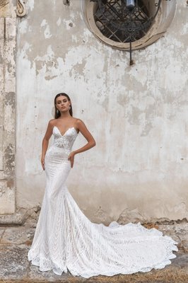 Fitted Dresses - Looking for a high quality Fitted Dress at the best price? Visit our website and book an appointment today! Fitted Dresses - Looking for a high quality Fitted Dress at the best price? Visit our website and book an appointment today!