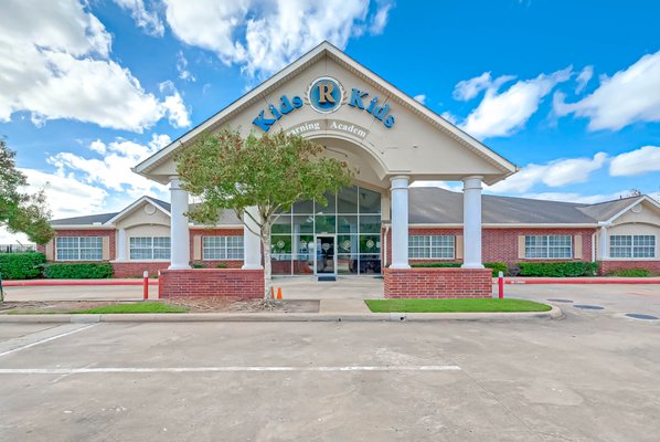 SOLD - Commercial Real Estate - We've helped real estate investors get great returns on their money by focusing on long term goals and achieving maximum value on their properties.
