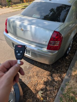 Duplicate key for Chrysler 300C - Duplicate key for Chrysler 300C. Made using parts manufactured in the USA - very reliable.