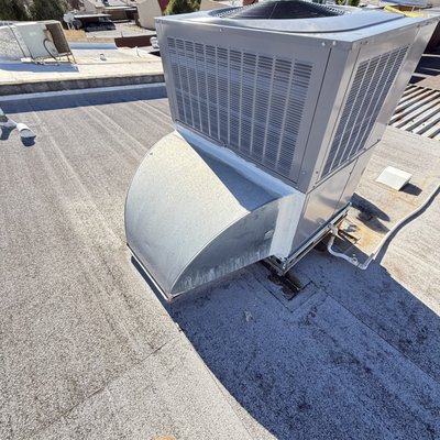 Holly - Installed a new 15 SEER2 2.5-ton Bryant package heat pump using R454B refrigerant. Installation included a new fused disconnect with fuses, a new electrical whip, proper system start-up, and disposal of the old equipment. System was tested to ensure safe, efficient operation. Holly - Installed a new 15 SEER2 2.5-ton Bryant package heat pump using R454B refrigerant. Installation included a new fused disconnect with fuses, a new electrical whip, proper system start-up, and disposal of the old equipment. System was tested to ensure safe, efficient operation.