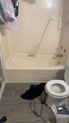 Bathroom deep clean - I was asked to deep clean a bathroom here’s is my before and after Bathroom deep clean - I was asked to deep clean a bathroom here’s is my before and after