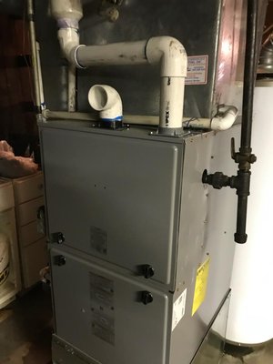 GAS FURNACE INSTALLS - HAVE GIANT INSTALL YOUR NEXT GAS FURNACE
