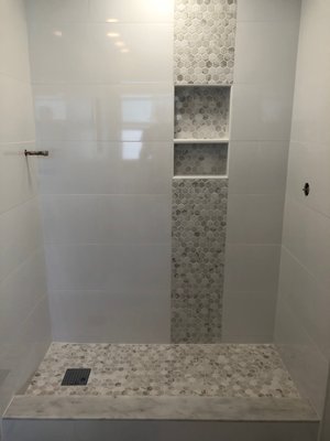 Shower remodeling 2022 - Shower sealing, pan and tiling project! Shower remodeling 2022 - Shower sealing, pan and tiling project!
