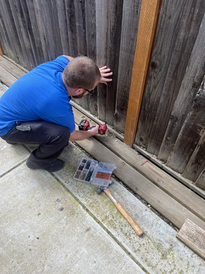 Fencing repairs and installations - We repair and install fences and gates