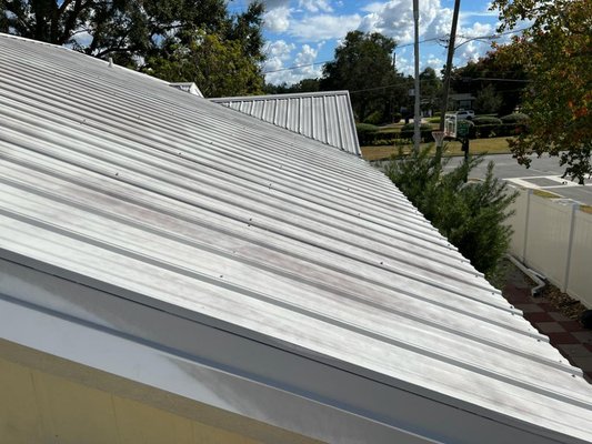 Metal Roof paint  project. - Metal Roof paint project.
pressure washer 
preparation 
paint primer 
paint finished