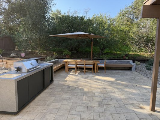 Stanford, CA - Project completed by Green Hard in Stanford, CA. Custom Made design and build for the client. Belgard Pavers, custom BBQ kitchen, TimberTech deck with jacuzzi, custom bench with TimberTech seating. All done by the best! Stanford, CA - Project completed by Green Hard in Stanford, CA. Custom Made design and build for the client. Belgard Pavers, custom BBQ kitchen, TimberTech deck with jacuzzi, custom bench with TimberTech seating. All done by the best!