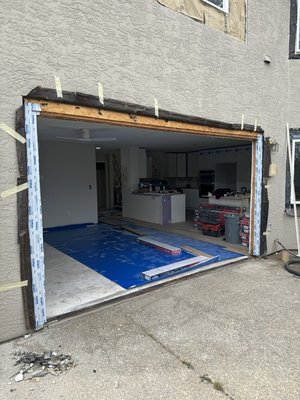 House remodel - This customer wanted all brand new windows and waterproofing. So we cut back the stucco around each window re flashed, and then stucco patched 

32 windows and 1 3 panel slider