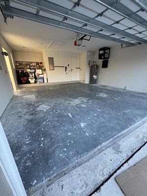 Premium Garage Floor Transformation in Pembroke Pines - Transform your garage with our premium moisture-protected flooring system, expertly installed in Pembroke Pines, FL. This stunning installation showcases our signature three-layer protection system, featuring a professional-grade moisture vapor barrier, luxurious Carbon Blend flakes from the Torginol marble collection, and a crystal-clear polyaspartic topcoat for maximum durability.
Our advanced moisture barrier technology ensures long-lasting protection against South Florida's humid climate, while the designer Carbon Blend flakes create a sophisticated, high-end finish that elevates your garage's appearance. The polyaspartic topcoat provides superior UV resistance and chemical protection, perfect for Florida's intense sun exposure.
✓ Lifetime warranty included ✓ Same-day installation ✓ Non-slip finish for safety ✓ Easy maintenance ✓ Chemical and UV resistant
Serving Pembroke Pines and surrounding areas. Call (786) 488-5057 for your free quote!" Premium Garage Floor Transformation in Pembroke Pines - Transform your garage with our premium moisture-protected flooring system, expertly installed in Pembroke Pines, FL. This stunning installation showcases our signature three-layer protection system, featuring a professional-grade moisture vapor barrier, luxurious Carbon Blend flakes from the Torginol marble collection, and a crystal-clear polyaspartic topcoat for maximum durability.
Our advanced moisture barrier technology ensures long-lasting protection against South Florida's humid climate, while the designer Carbon Blend flakes create a sophisticated, high-end finish that elevates your garage's appearance. The polyaspartic topcoat provides superior UV resistance and chemical protection, perfect for Florida's intense sun exposure.
✓ Lifetime warranty included ✓ Same-day installation ✓ Non-slip finish for safety ✓ Easy maintenance ✓ Chemical and UV resistant
Serving Pembroke Pines and surrounding areas. Call (786) 488-5057 for your free quote!"