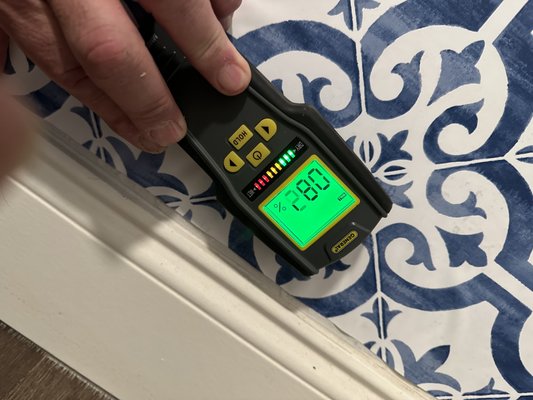 Home Inspection on a 30 year old home - This inspection was performed on a 30 year old home.  Here is a sampling of but a few of the discrepancies that were noted at the time of the inspection.