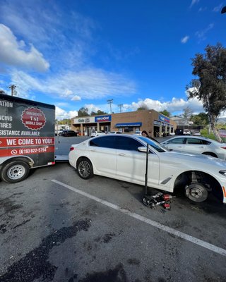 Mobile Tire Service - Flat tire? , no need for a tow let us save you time, we come to you. Tire repairs, New tires, Spare installation, Tire installation, Wheel balancing and more Mobile Tire Service - Flat tire? , no need for a tow let us save you time, we come to you. Tire repairs, New tires, Spare installation, Tire installation, Wheel balancing and more