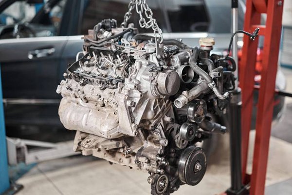 Engine Replacement - Is your engine showing signs of wear or failure? Spates Auto specializes in engine replacement services to get your vehicle running like new. With over a decade of experience, we provide professional installation and ensure your new engine is perfectly tuned for peak performance. Let us breathe new life into your car with our reliable and efficient engine replacement solutions.