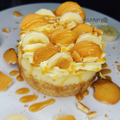 Cheesecake Personals - Introducing to you "PERSONALS"; our 4-inch cheesecake line. These cheesecakes provide the same great flavors but is now packed into a personal size that is perfect for those who want a "little" whole cheesecake all to themselves.