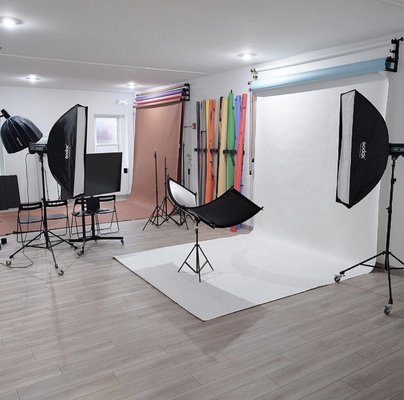 Creative Spaces - This is just a glimpse of the 2700 SQFT space we have to bring your vision into reality. Creative Spaces - This is just a glimpse of the 2700 SQFT space we have to bring your vision into reality.