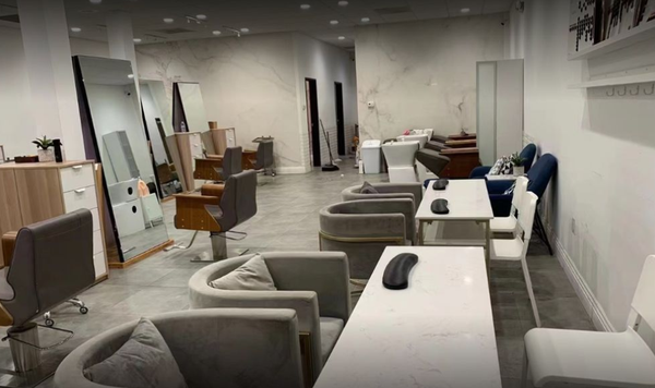 Inside the salon. - Take a look inside the salon. Inside the salon. - Take a look inside the salon.