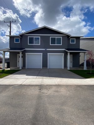 2656 S Main Street Lebanon Oregon - Brand New Construction Townhomes in Lebanon Oregon! Call us today for a tour!