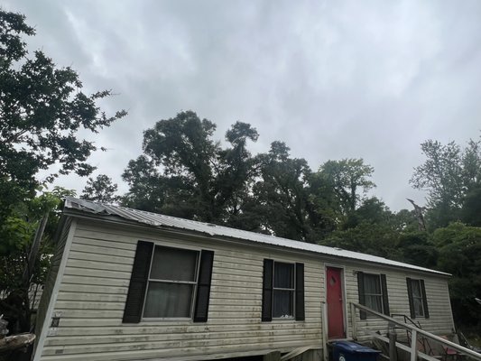 Mobile home - This mobile home was in need of a good cleaning after 4 years the owners we very proud to have all the mildew and algae removed Mobile home - This mobile home was in need of a good cleaning after 4 years the owners we very proud to have all the mildew and algae removed