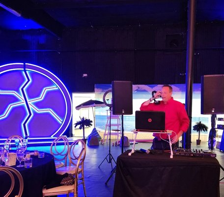 Every Wedding Deserves a Professional - Being in the industry for over 10 years as a professional and an entire lifetimes as an enthusiast, I know how important it is to create the right environment for every unique occasion. I've serviced over 150 weddings, NFL team Superbowl parties, & even Drew Carey's wrap party on "The Price Is Right". Give me a call today!
