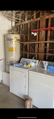 Garage mold removal Huntington Beach - These are pictures of before and after a mold and termite and rodent dropping clean-up. Garage mold removal Huntington Beach - These are pictures of before and after a mold and termite and rodent dropping clean-up.