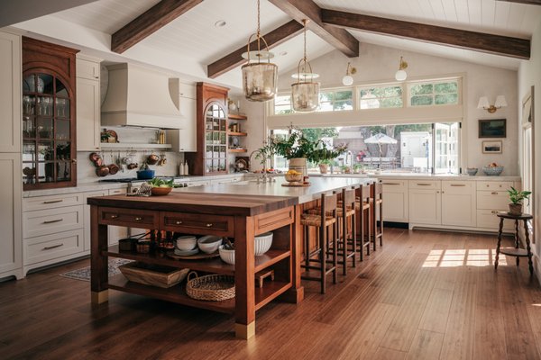 As Seen In House Beautiful Magazine! - Our cabinets were featured in the July 2025 issue of House Beautiful.
Design by Lauren Gardner of Canyon Collected Design. Photos by Teal Thomsen. As Seen In House Beautiful Magazine! - Our cabinets were featured in the July 2025 issue of House Beautiful.
Design by Lauren Gardner of Canyon Collected Design. Photos by Teal Thomsen.
