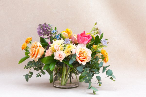 Spring Flower Delivery - Spring flowers are popping up quickly now! We are excited to celebrate the best season for flowers! Here are some beautiful designs we've created with spring-time blooms. Give us a call or visit our website to place your custom-designed spring time flower arrangement for delivery in the Austin area! Spring Flower Delivery - Spring flowers are popping up quickly now! We are excited to celebrate the best season for flowers! Here are some beautiful designs we've created with spring-time blooms. Give us a call or visit our website to place your custom-designed spring time flower arrangement for delivery in the Austin area!