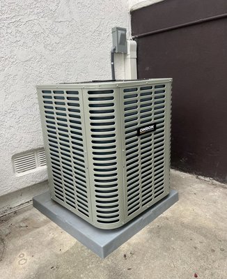 Gas Furnace & AC Install - This Redondo Beach home was due for a new furnace and the owner wanted to add air conditioning at the same time. So we swapped out the old furnace and installed copper lines for the refrigerant. Came out cherry!