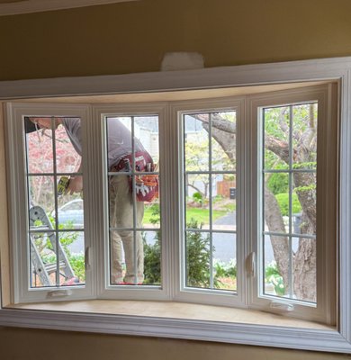 Window Replacement Arlington, VA - This homeowner has been looking for replacement windows from the original 1940 windows in her home. Check out how we safely installed these Windows! Window Replacement Arlington, VA - This homeowner has been looking for replacement windows from the original 1940 windows in her home. Check out how we safely installed these Windows!