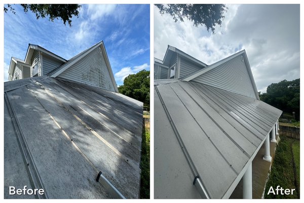 Metal Roof & Siding Cleaning - Very weathered metal roof and siding of house, with layers of grim, mildew and algae. The results of cleaning using a gentle soft washing. Amazing results! Metal Roof & Siding Cleaning - Very weathered metal roof and siding of house, with layers of grim, mildew and algae. The results of cleaning using a gentle soft washing. Amazing results!
