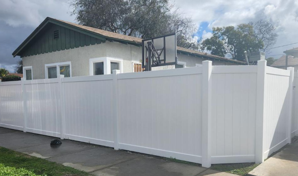 Vinyl Privacy Fence - Vinyl fence is made with PVC (polyvinyl chloride) mixed with other ingredients that adds strength, durability and protection against UV damage. Vinyl fences are a low maintenance alternative to other fence materials.