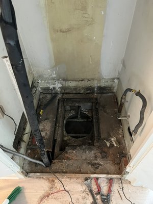 Closet Unit replacement - Contact us today to get a free quote Closet Unit replacement - Contact us today to get a free quote