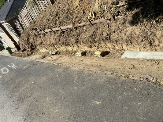 Fence and retaining wall installation ￼ - SPR Landscaping